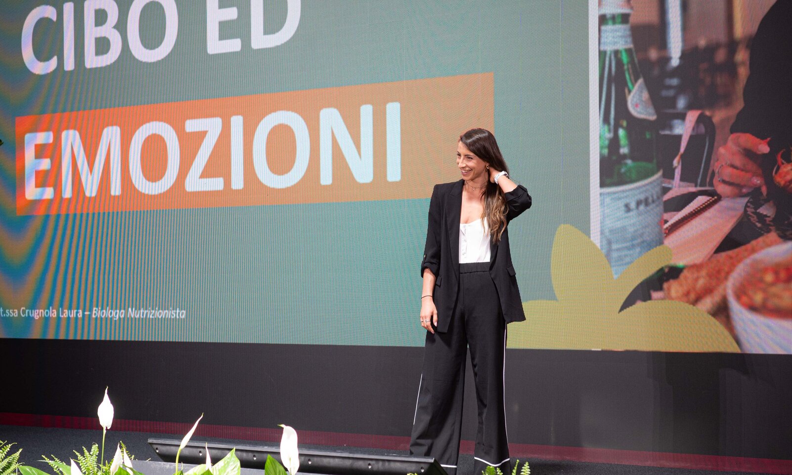 Laura Crugnola - The Mind Diet. Nutrition, Emotions, and Neuroscience.