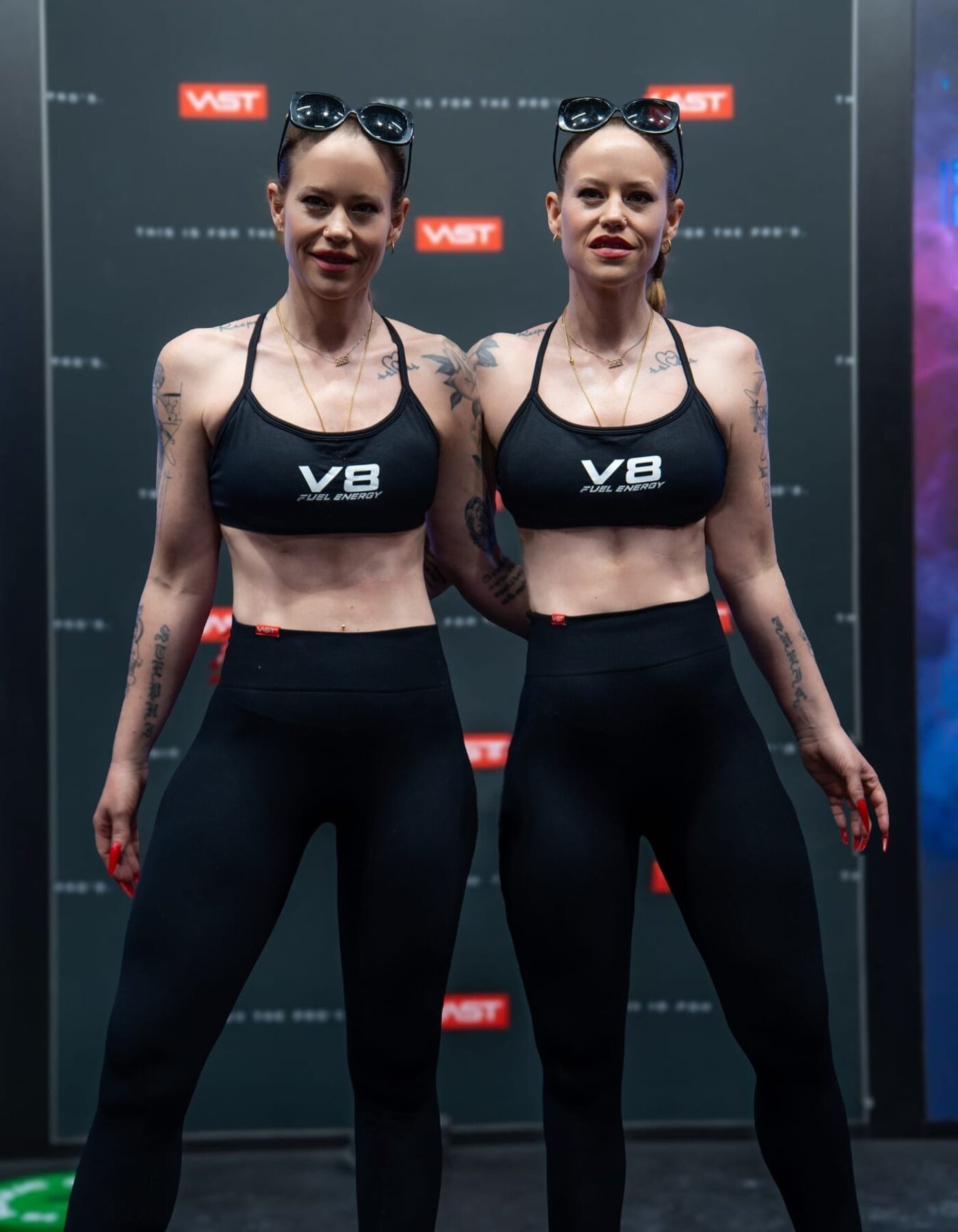 Twinsister. One Dream. Ten World Records