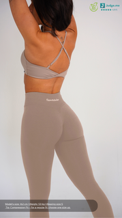 Lifting Essentials Hidden Scrunch Leggings