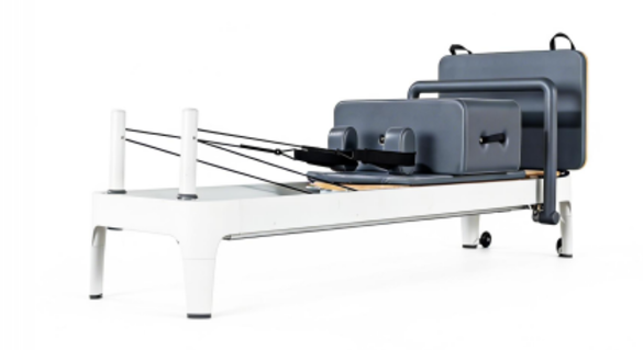 C01-01 Full-Track White Reformer_Gen 1